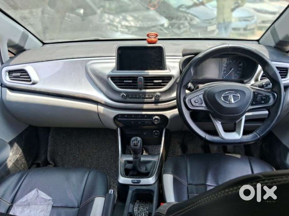 Tata Altroz Xz, 2020, Petrol