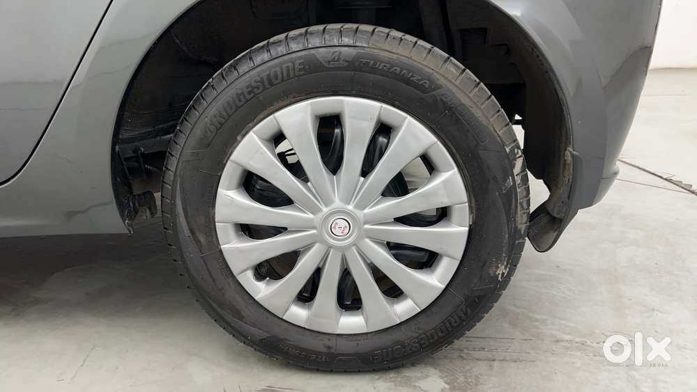 Tata Tiago 1.2 Revotron Xt Option, 2024, Petrol