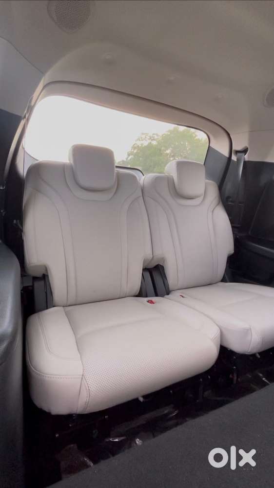 Mahindra Xuv700 Ax7l Diesel 2025