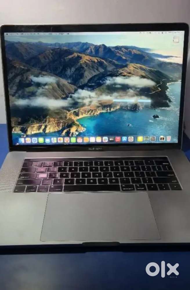 Apple Macbook Pro. 16 Gb 256 Gb. Space Grey Color.