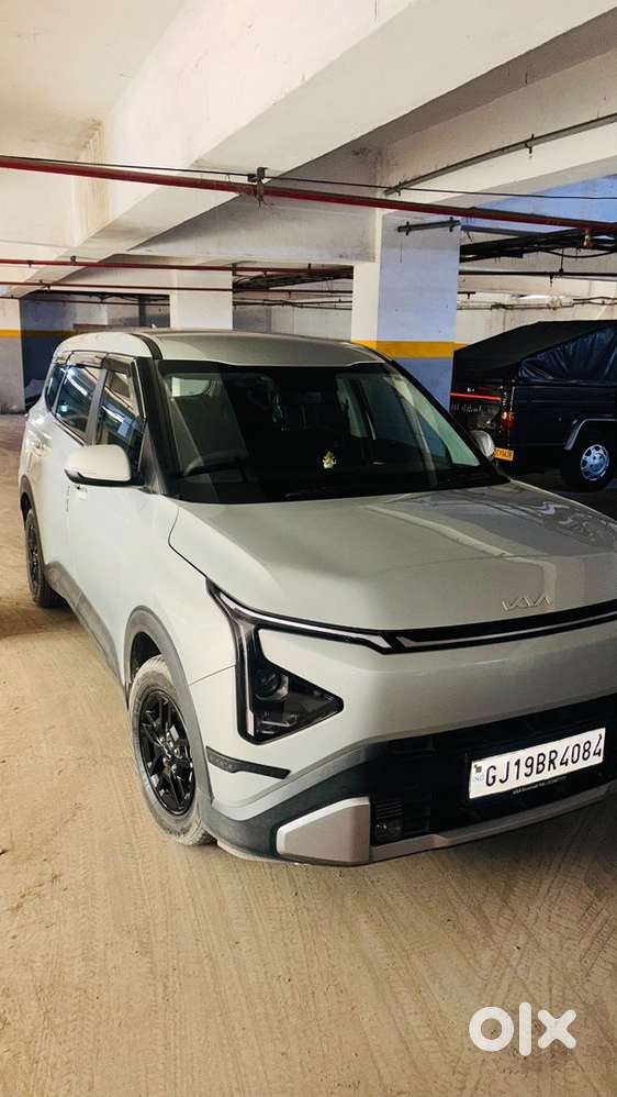 Kia Carens Clavis 2025