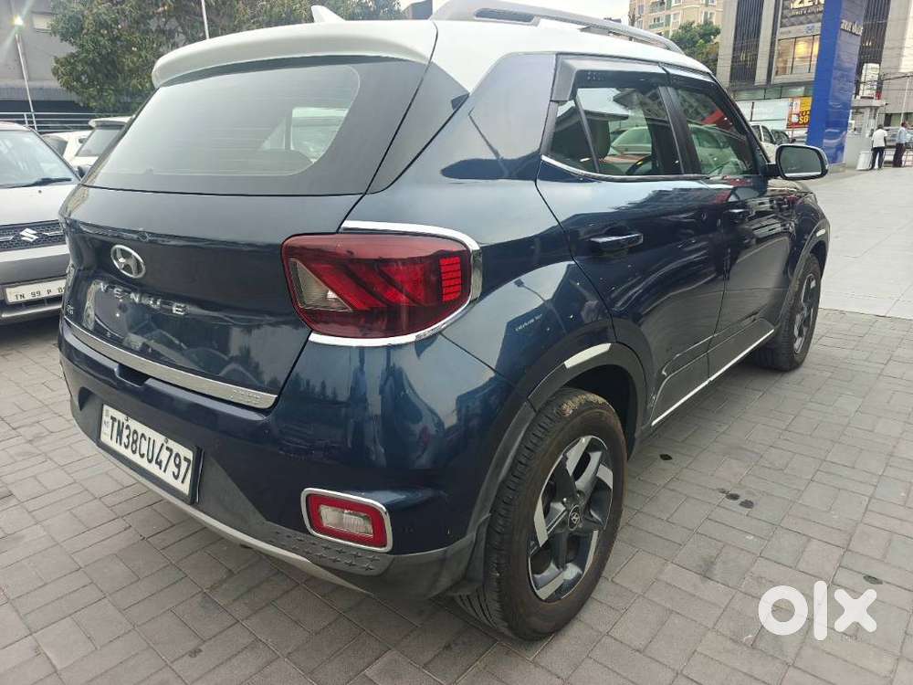 Hyundai Venue Sx Dual Tone, 2019, Petrol
