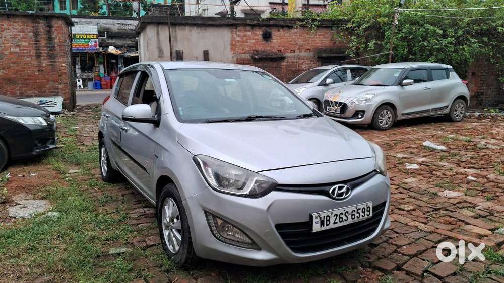 Hyundai I20 Sportz 1.2 Bs-iv, 2013, Petrol