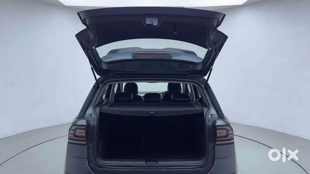 Volkswagen Taigun 1.0 Tsi Highline At, 2022, Petrol