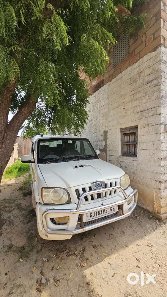 Mahindra Scorpio  2011