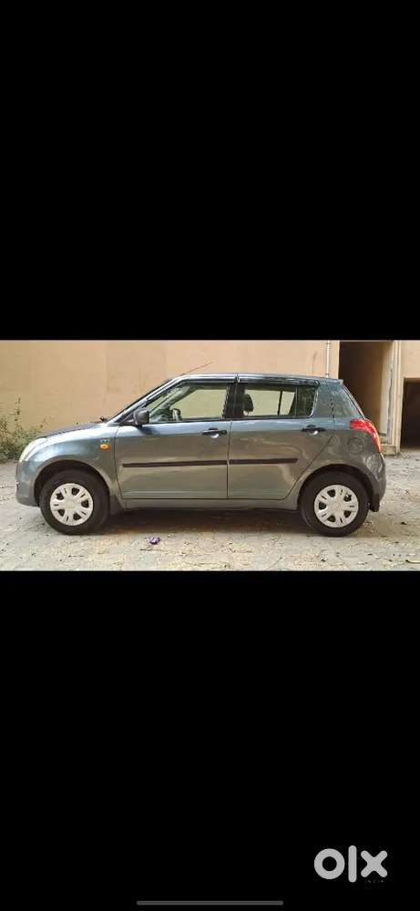 Maruti Suzuki Swift 2011 Petrol 77000 Km Driven