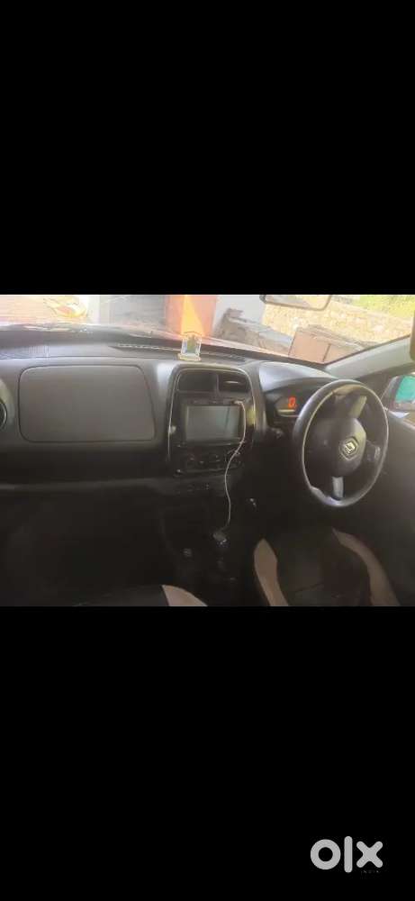 Renault Kwid Petrol Captain 2018