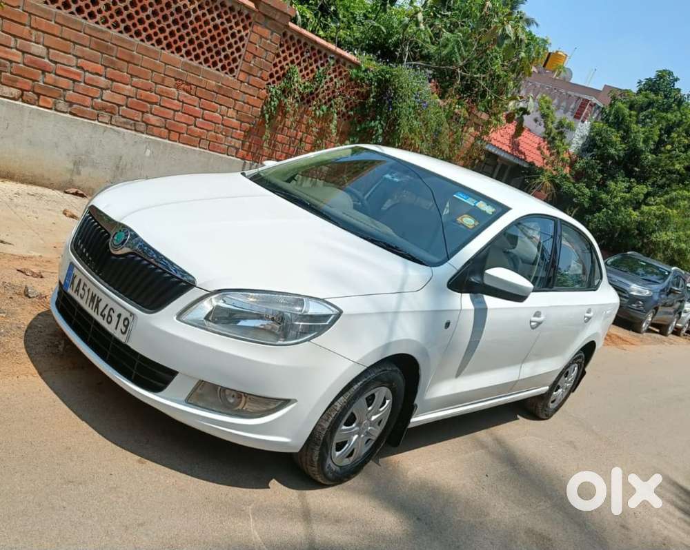 Skoda Rapid 2011-2013 Leisure 1.6 Mpi Mt, 2012, Petrol