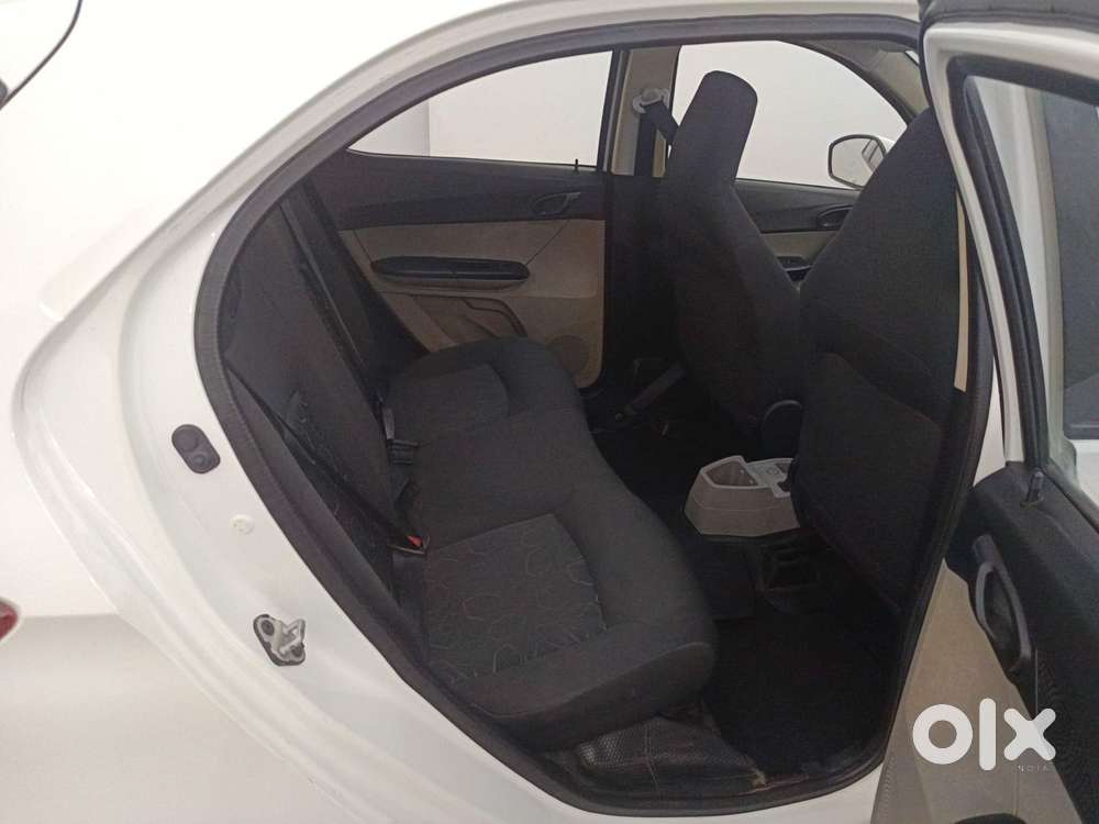 Tata Tiago 1.2 Revotron Xt, 2016, Petrol