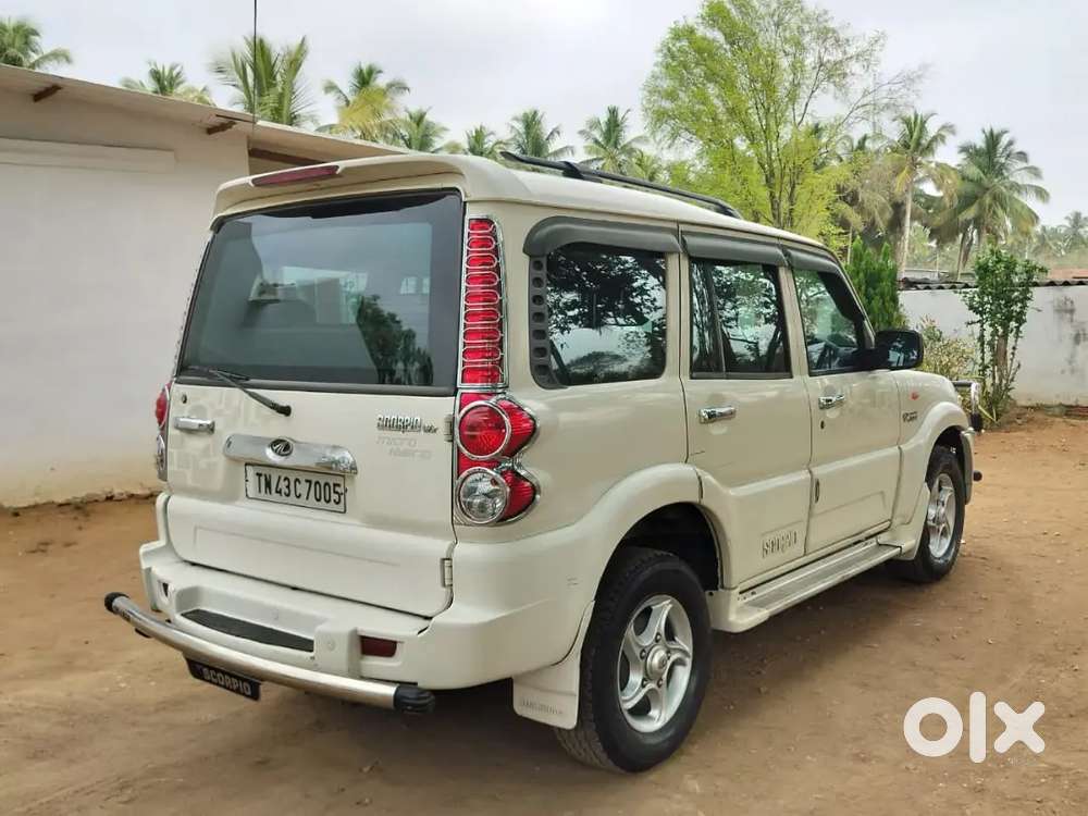 Mahindra Scorpio Classic 2010 Diesel 140000 Km Driven