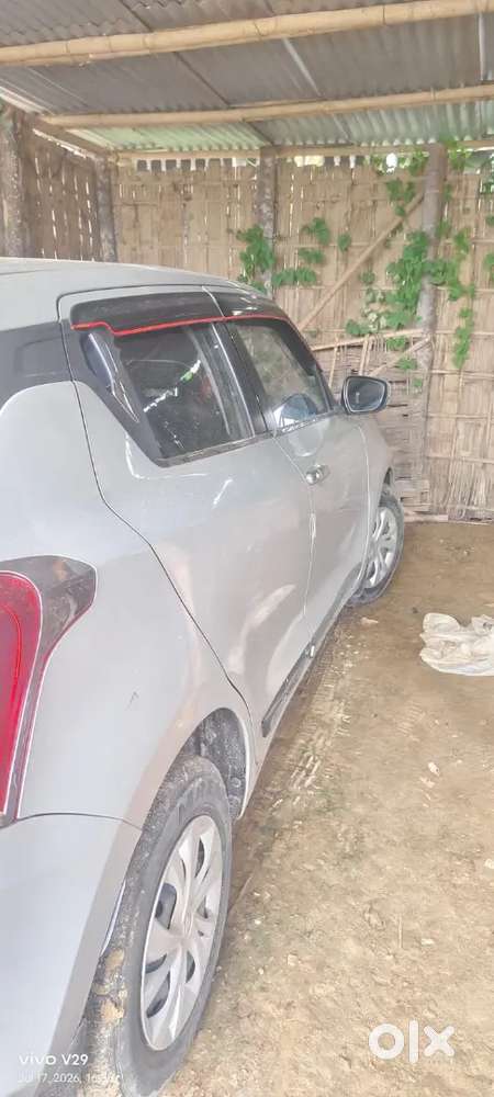 Maruti Suzuki Swift Vxi 2018