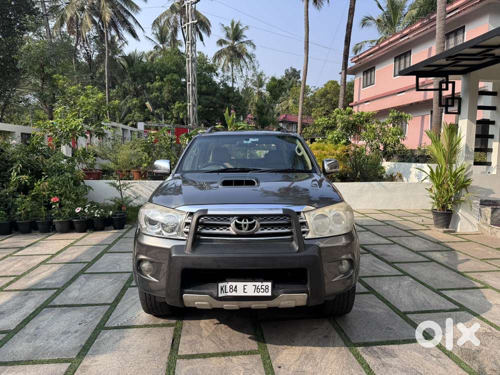 Toyota Fortuner, 2010, Diesel