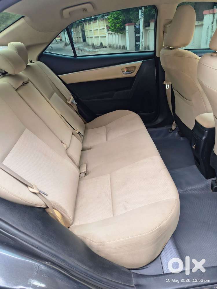 Toyota Corolla Altis 1.8 G, 2015, Petrol