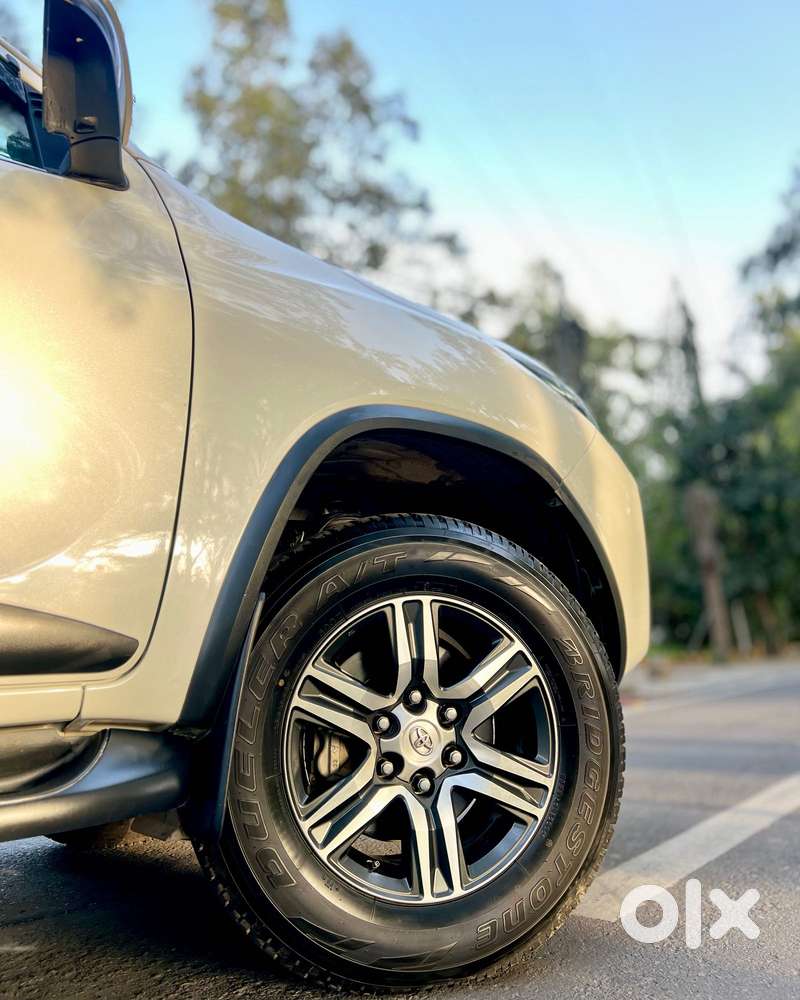 Toyota Fortuner [2021-ongoing] 2.8 2wd Diesel At, 2022, Diesel