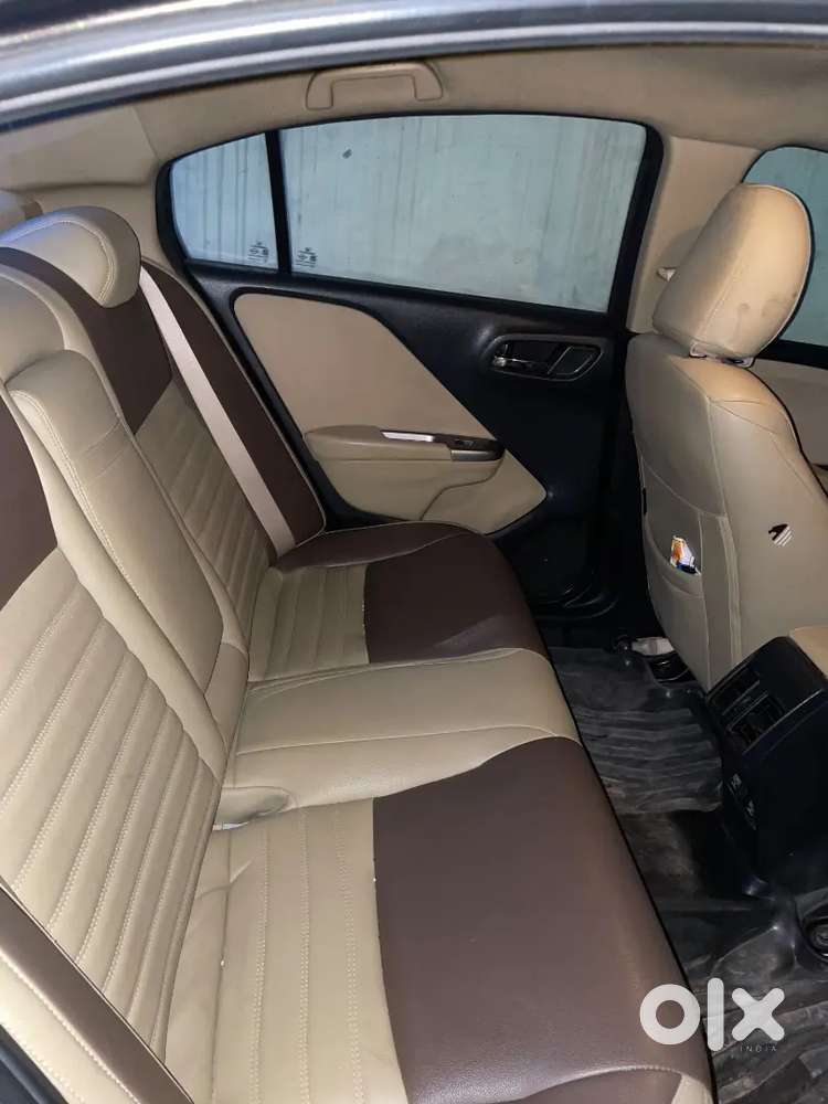 Honda City Petrol 2014  November Variant