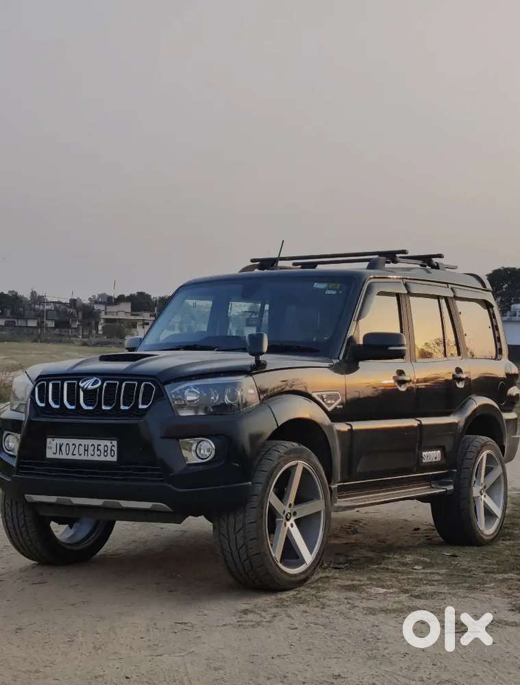 Mahindra Scorpio Classic 2019 Diesel 70000 Km Driven