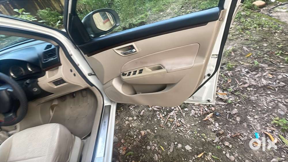 Maruti Suzuki Swift Dzire 2012 Diesel 176000 Km Driven