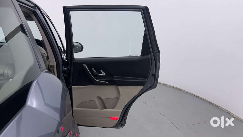Mahindra Xuv500 2.2 W10, 2017, Diesel