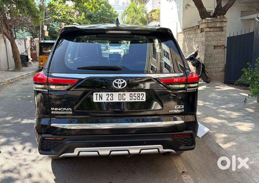Toyota Innova Hycross Zx(o), 2023, Diesel