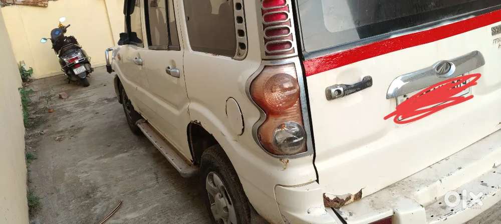 Mahindra Scorpio Classic 2011 Diesel 210000 Km Driven