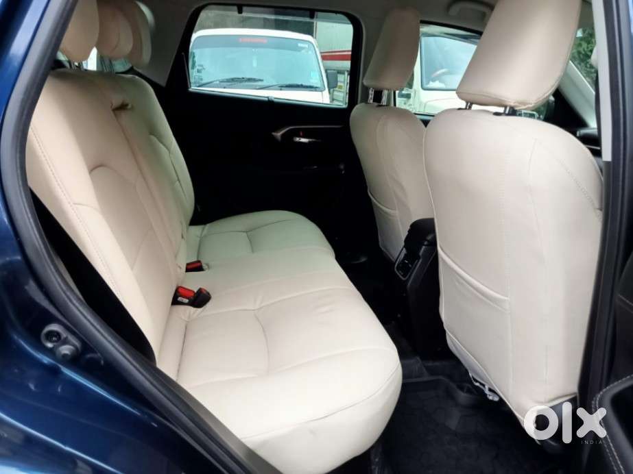 Maruti Suzuki Grand Vitara 1.5 Zeta Plus Intelligent Hybrid Ecvt, 20..