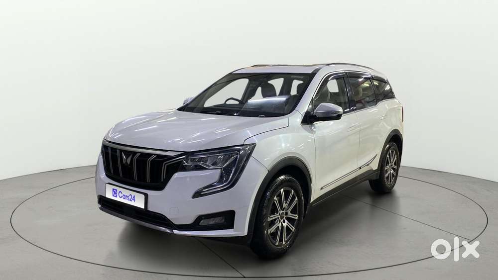 Mahindra Xuv700 2.0 Ax 7 Petrol Mt Str, 2021, Petrol