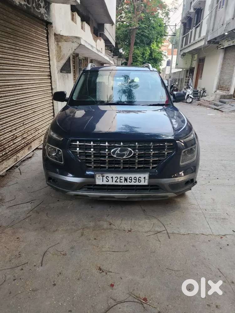 Hyundai Venue 2019 Diesel Well Maintained