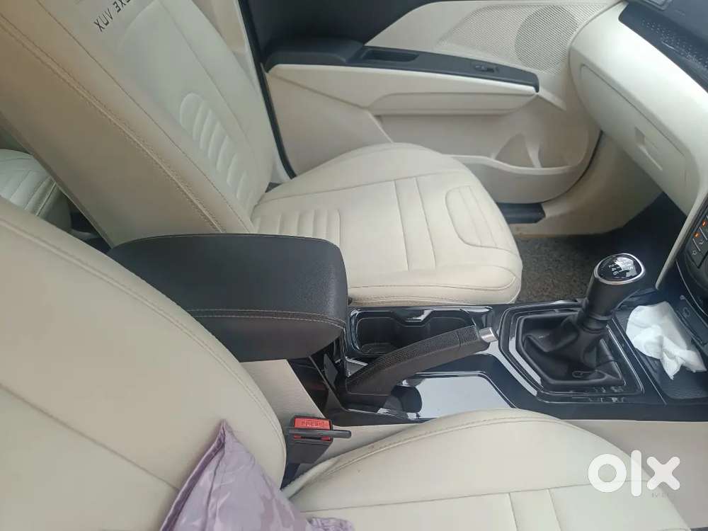 Mahindra 3xo Mx1 2024 Petrol Well Maintained