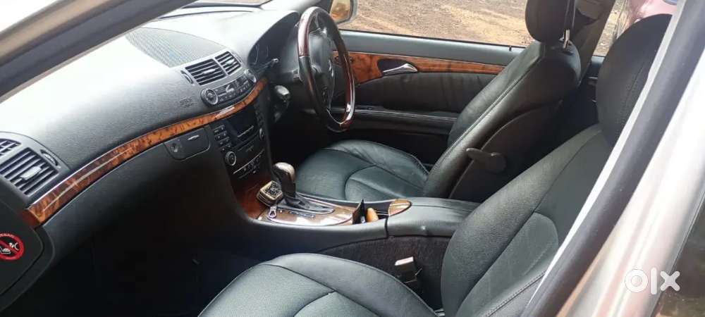 Mercedes Benz E200