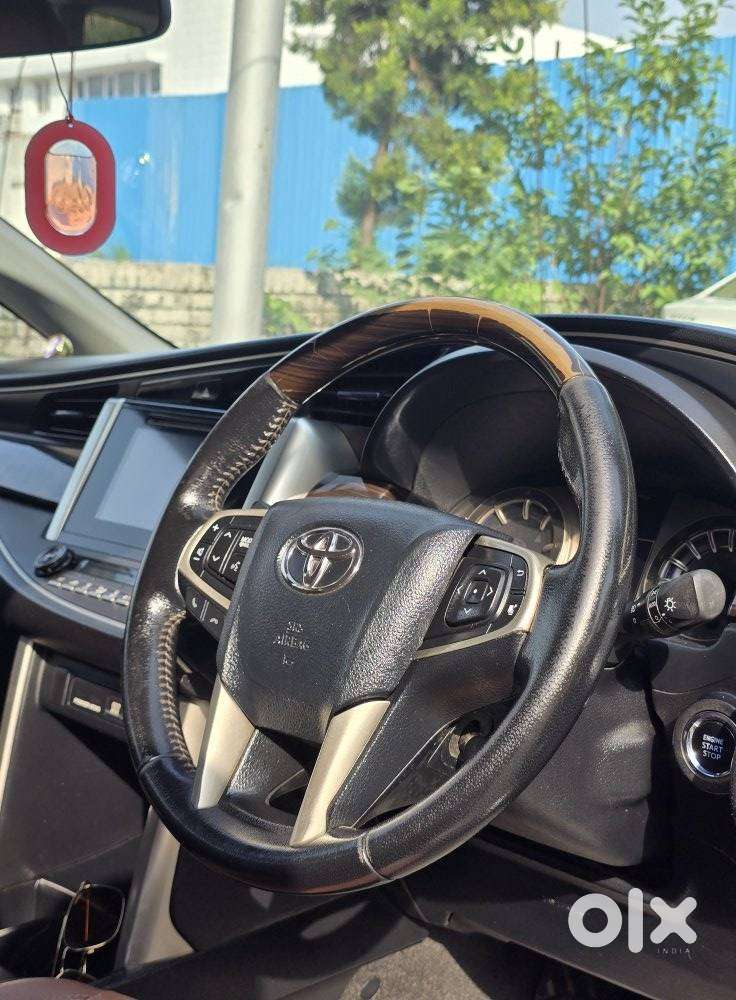 Toyota Innova Crysta 2.8z Automatic, 2018, Diesel