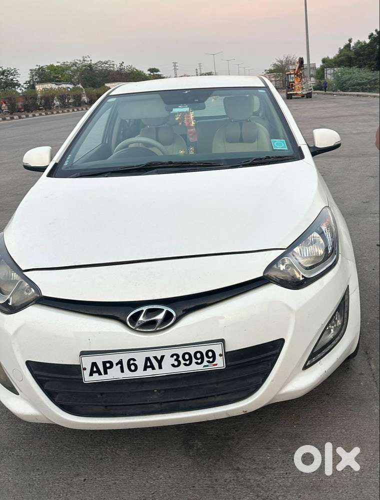 Hyundai I20 2013 Diesel Well Maintained And Excellent Condition