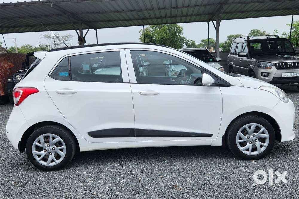 Hyundai Grand I10 Sportz(o) 1.2 Mt, 2019, Petrol