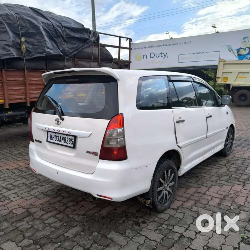टोयोटा इनोव्हा