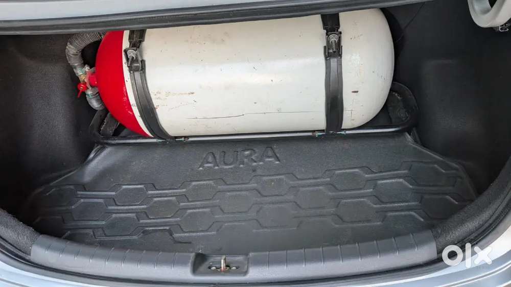 Hyundai Aura Cng Petrol 2021 Model