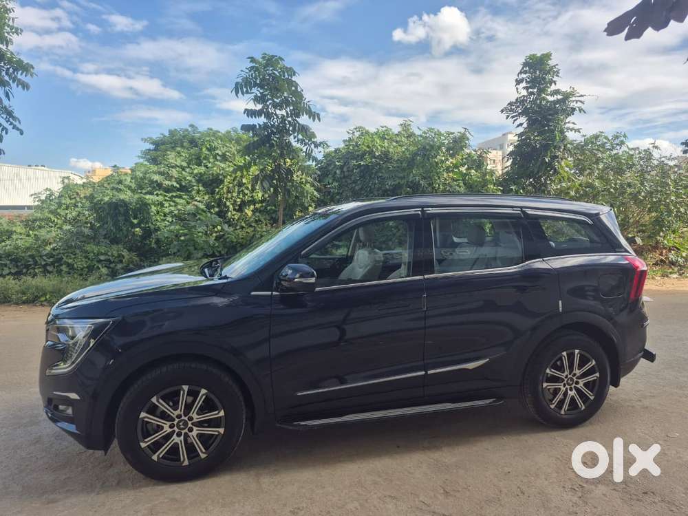 Mahindra Xuv700 2.0 Ax 7 Petrol Mt Str, 2024, Petrol