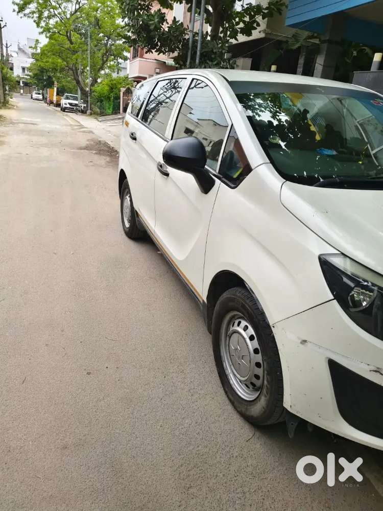 Mahindra Marazzo 2023 Diesel Well Maintained