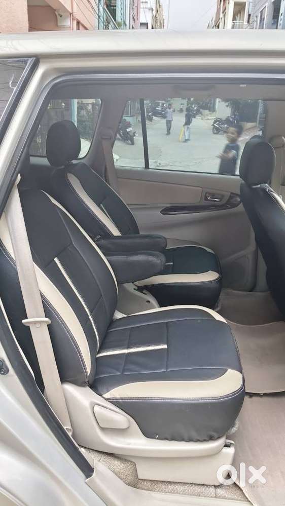Toyota Innova 2.5 V 7 Str, 2013, Diesel