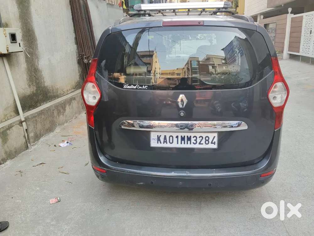 Renault Lodgy Rxl 8-seater  Well Maintained  Smooth Drive