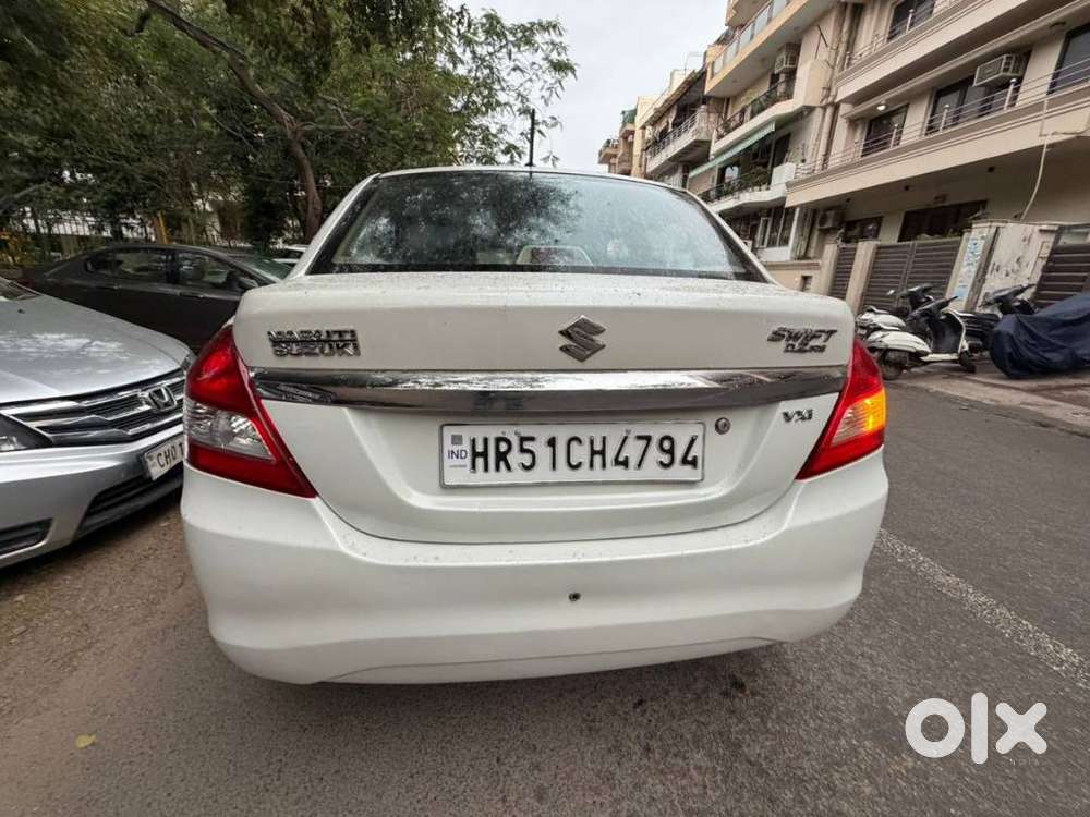 Maruti Suzuki Swift Dzire Lxi Option, 2015, Cng & Hybrids
