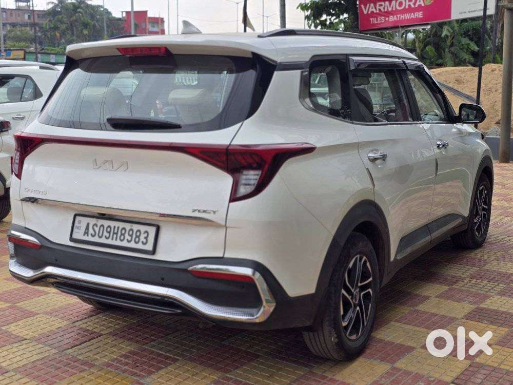 Kia Carens 1.4 Luxury Plus 6 Str, 2022, Petrol