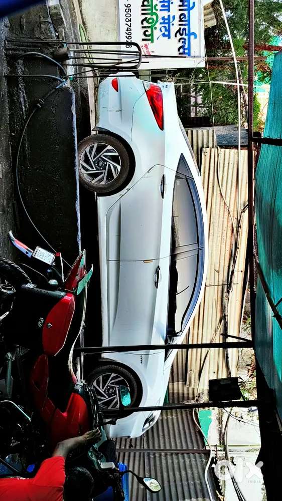 Hyundai Verna 2012
