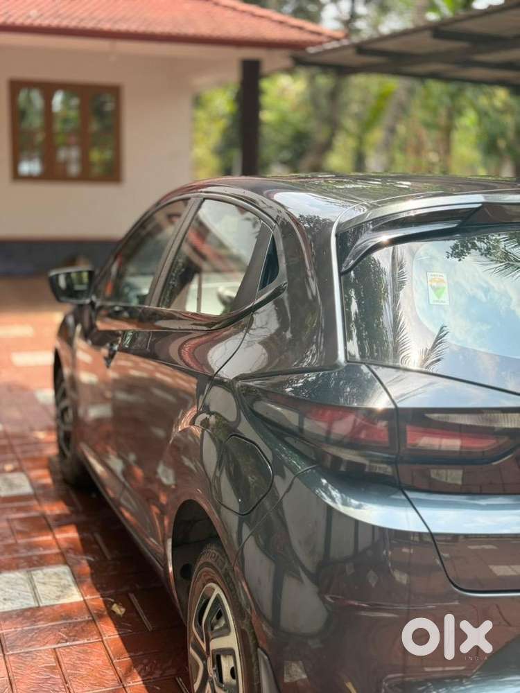 Tata Altroz 2021 Petrol 28000 Km Driven