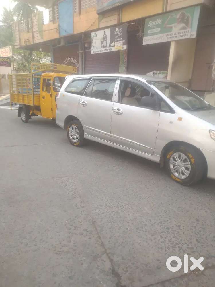 Toyota Innova 2014 Diesel 2nd Owner