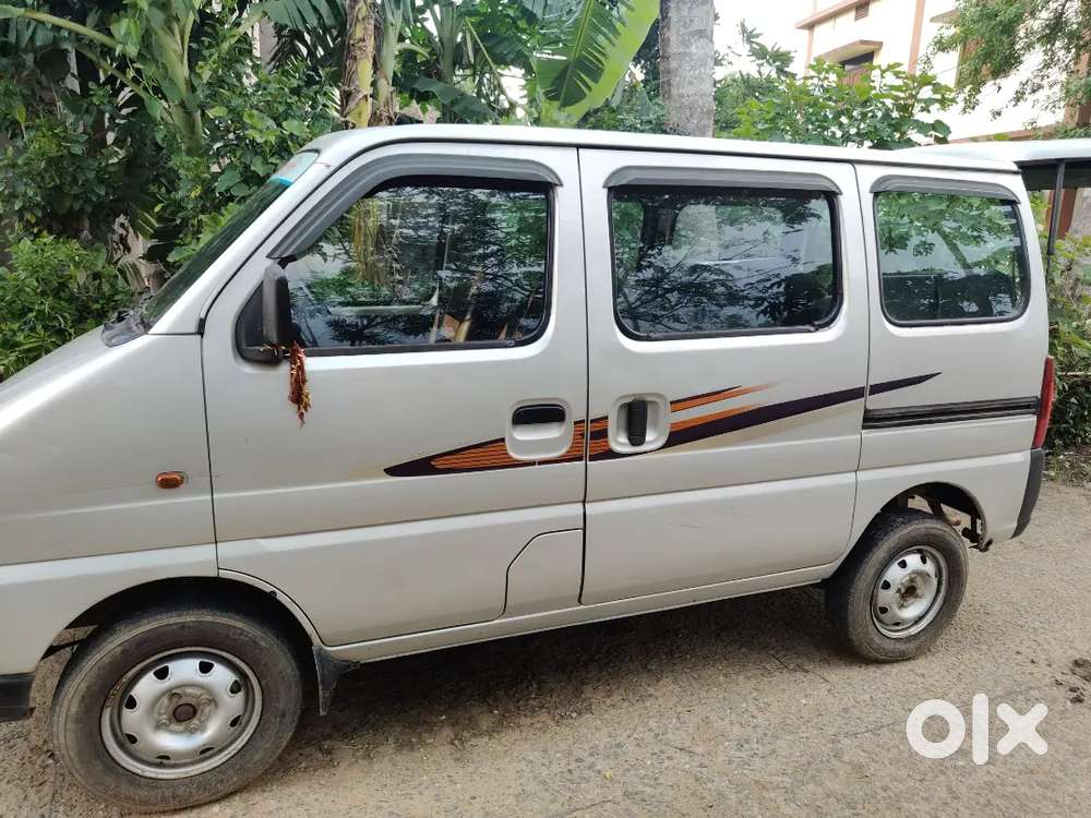 Maruti Suzuki Eeco 2017