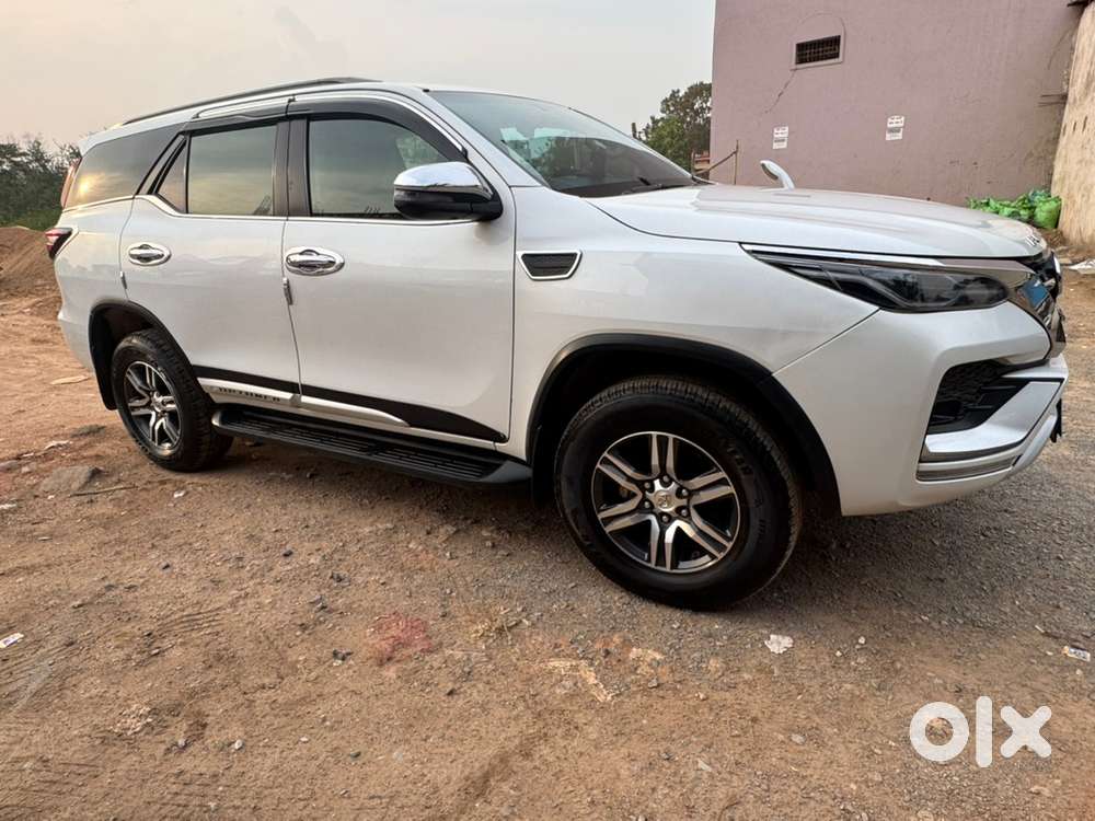 Toyota Fortuner 2023 Diesel Well Maintained