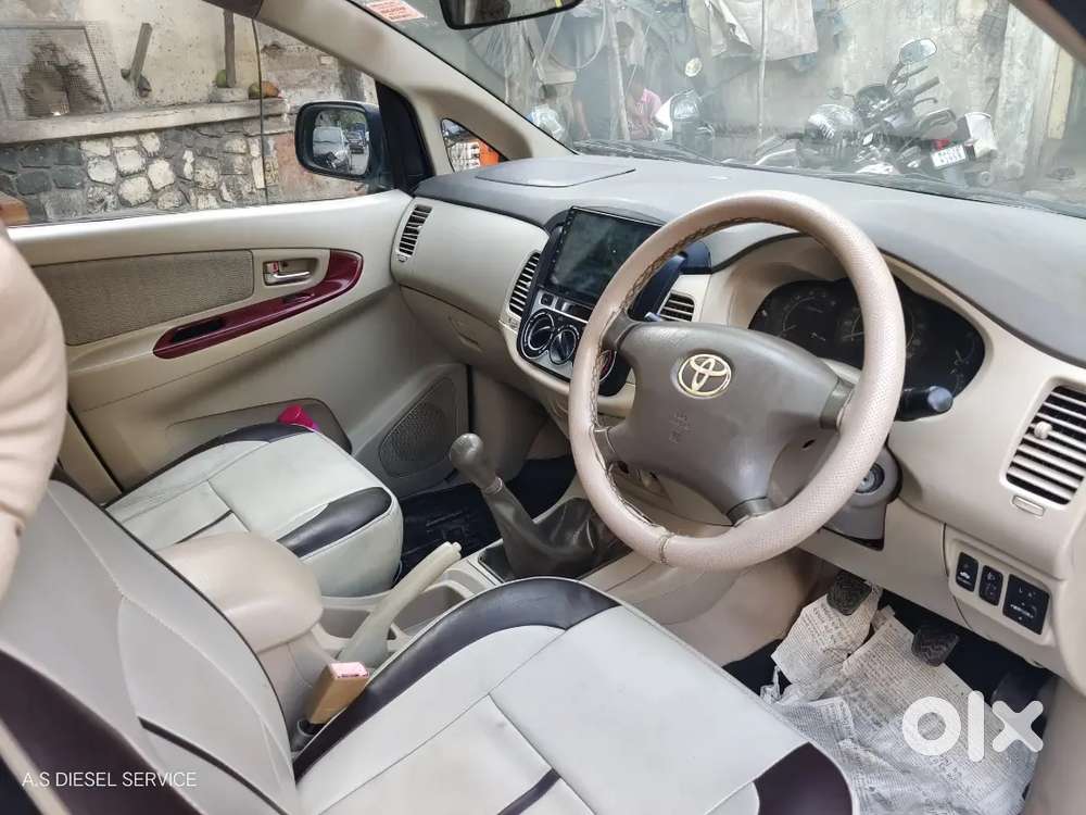 Toyota Innova 2.0 Vx 2005