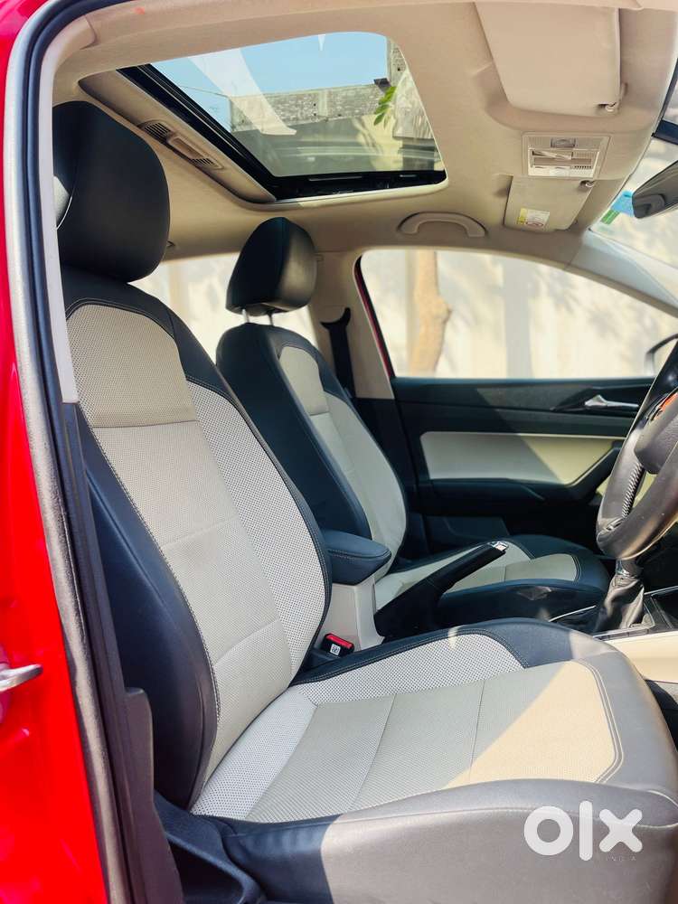 Skoda Slavia 1.0 Tsi Style At, 2023, Petrol