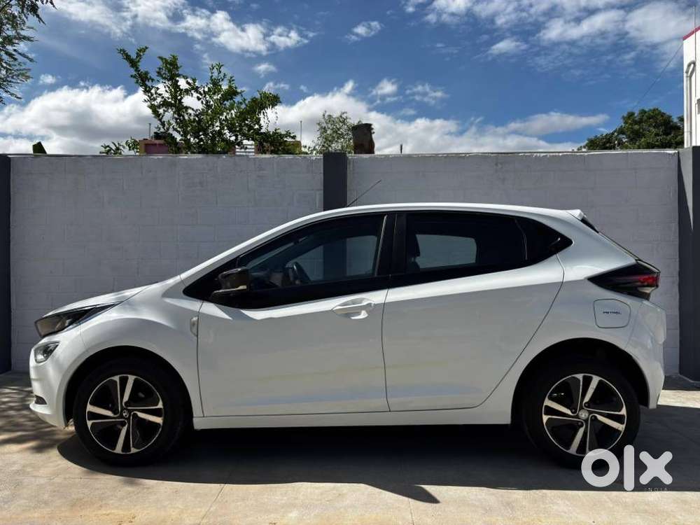 Tata Altroz Xz Plus (s), 2020, Petrol