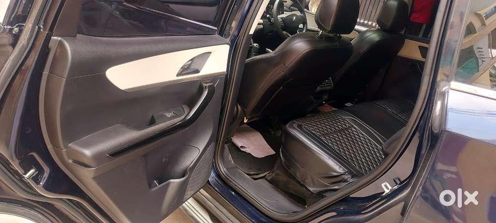 Mahindra Xuv700 2.2 Ax 5 Diesel Mt 7 Str, 2024, Diesel