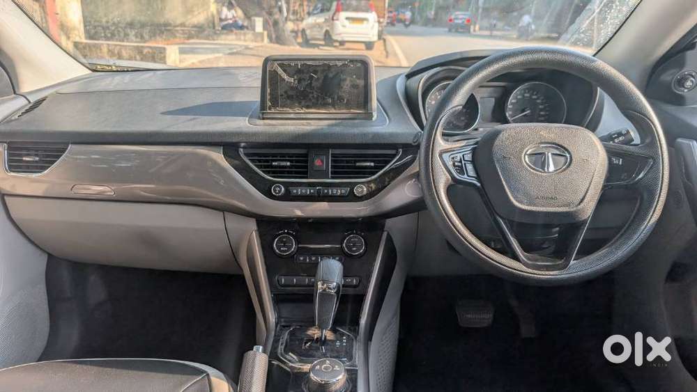 Tata Nexon 1.2 Revotron Xza Plus, 2018, Petrol